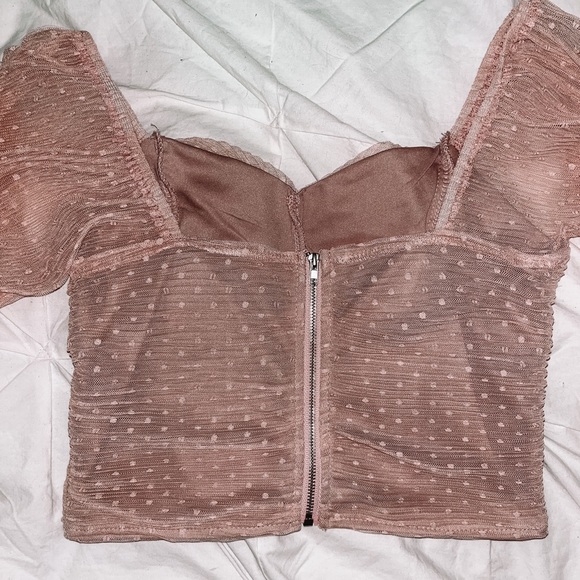 Swiss Dot Puff Sleeve Top - Picture 3 of 3